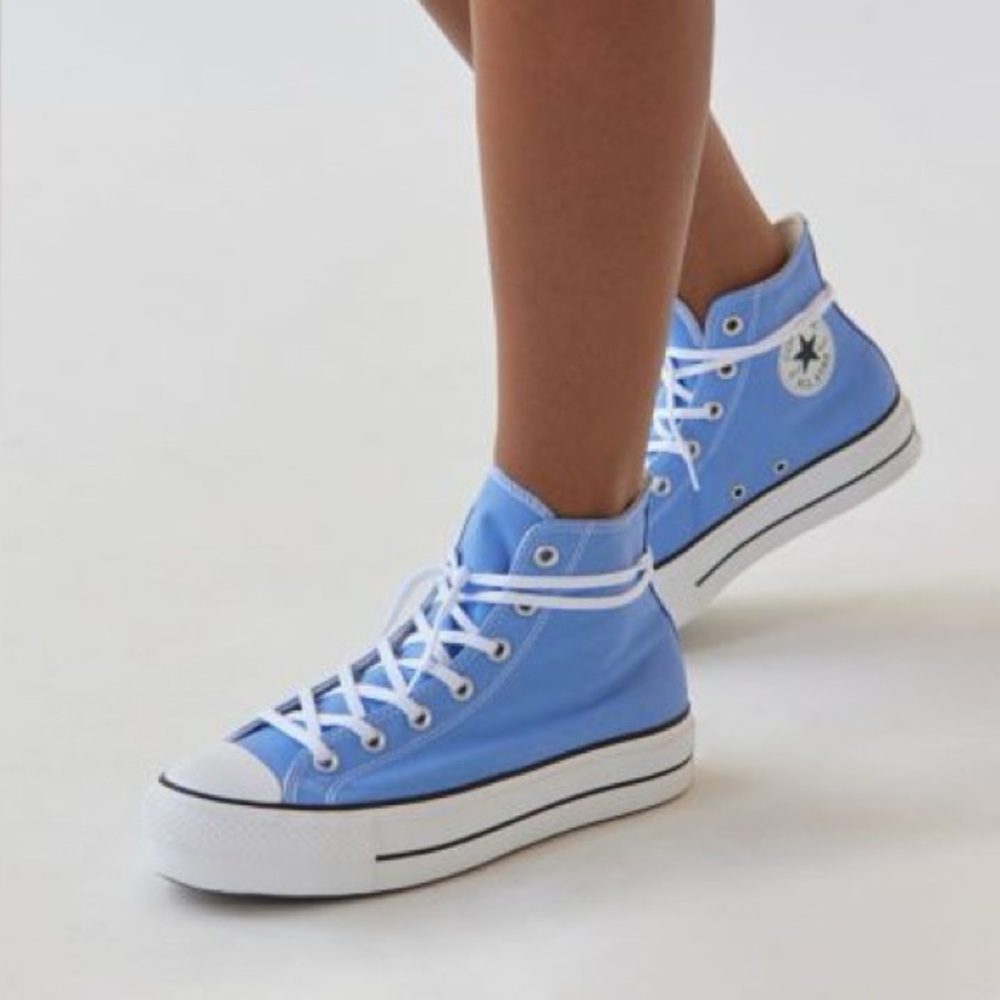 Converse Chuck Taylor All Star Canvas Platform Lift High Top Sneaker